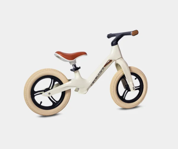Lekki rowerek biegowy Cavalcare Lunare w kolorze beżowym dla dziewczynki i dla chłopca